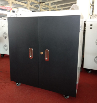 Kipas pendingin dan lubang ventilasi Kabinet pengisian yang terbuat dari plastik teknik ABS